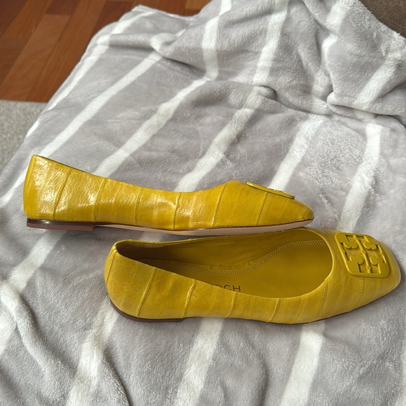 Tory Burch Shoes - Picture 7 of 8